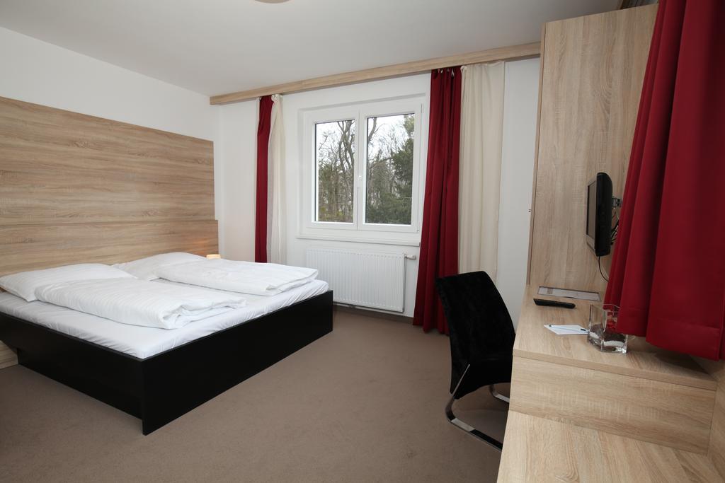 Seminarhotel Springer Schloessl Viena Quarto foto