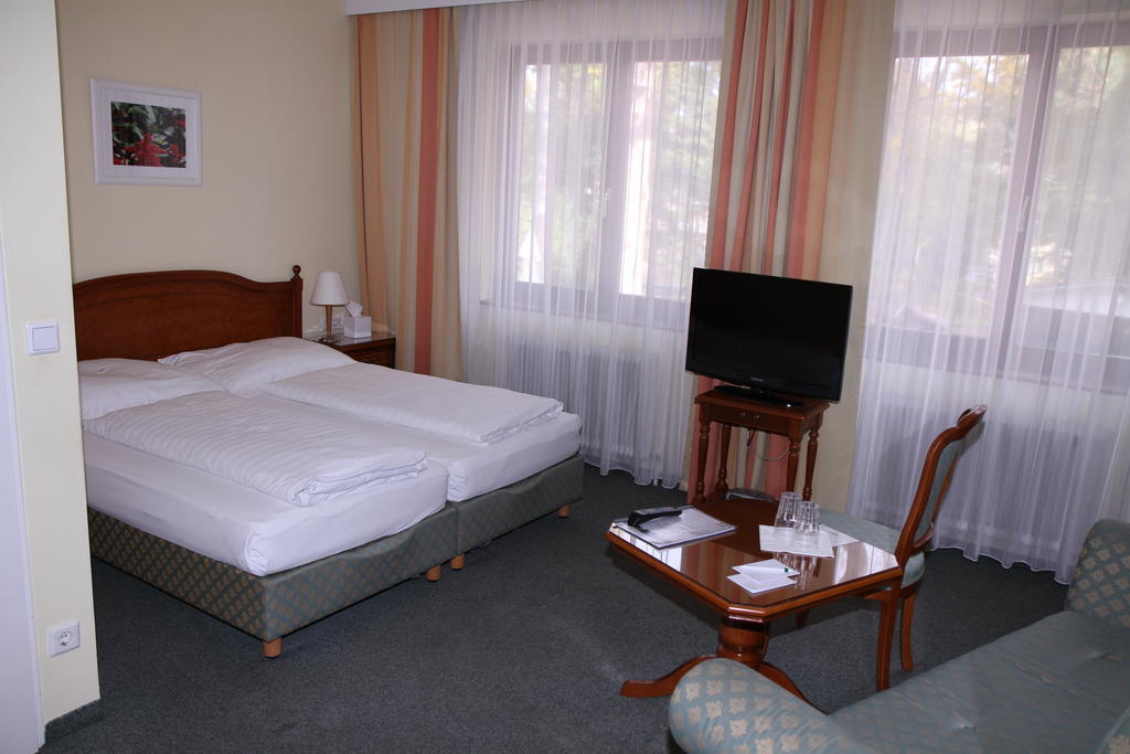 Seminarhotel Springer Schloessl Viena Quarto foto